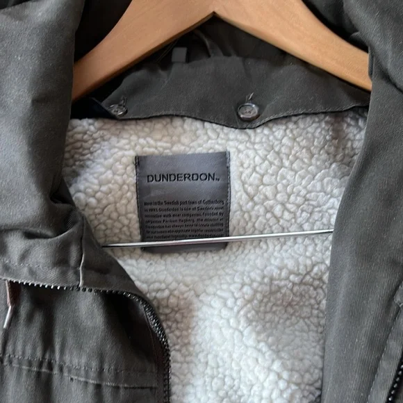 Dunderdon olive jacket, women’s medium - Picture 3 of 6